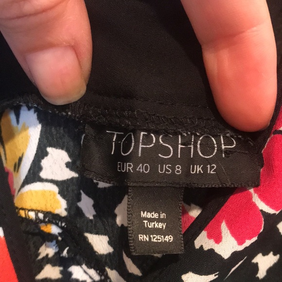 Beautiful Topshop Maxi Dress🌸🌼🌺 - Picture 5 of 11